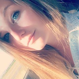 Meet your Posher, Ccrystal